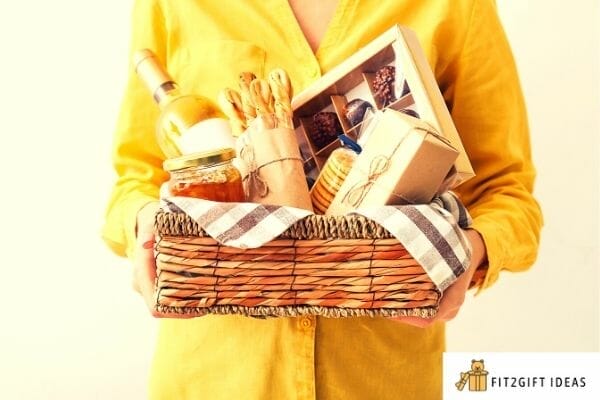 How to Make a Homemade Easter Gift Basket (and Alternatives Like a Bucket or Box) 2 How to Make a Homemade Easter Gift Basket blog post image