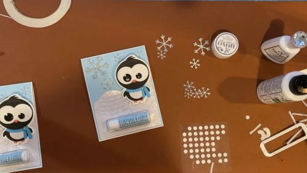 16 Creative Ways to Give Gift Cards and Presentation Ideas (to Blow Their Mind!) 8 Chapstick Gift card