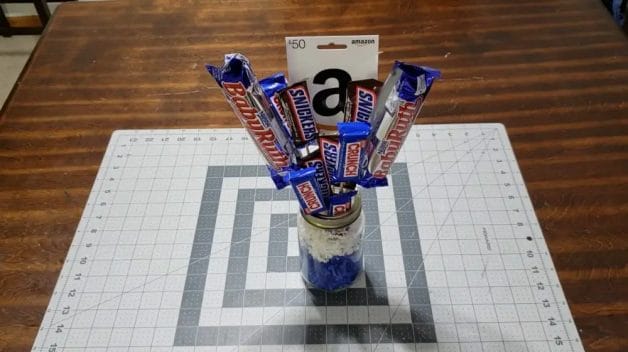 16 Creative Ways to Give Gift Cards and Presentation Ideas (to Blow Their Mind!) 2 Gift Card in a Candy Jar